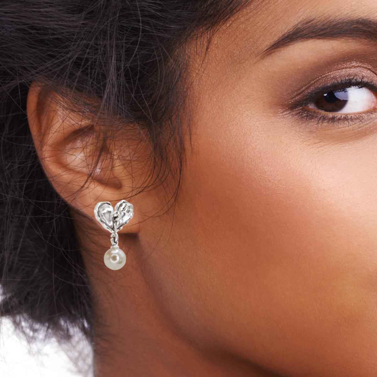 #183 Romantische Perlen - Ohrhänger "Heartbreaker Pearl" - ARS-ARGENTI - Damen Ohrringe Silber - 925 Sterling Silber – Ohrhänger - Sexy Ohrhänger – bestseller – Trend – Hängeohrringe – damenohrringe – Geschenkbox - swarovski ohrringe