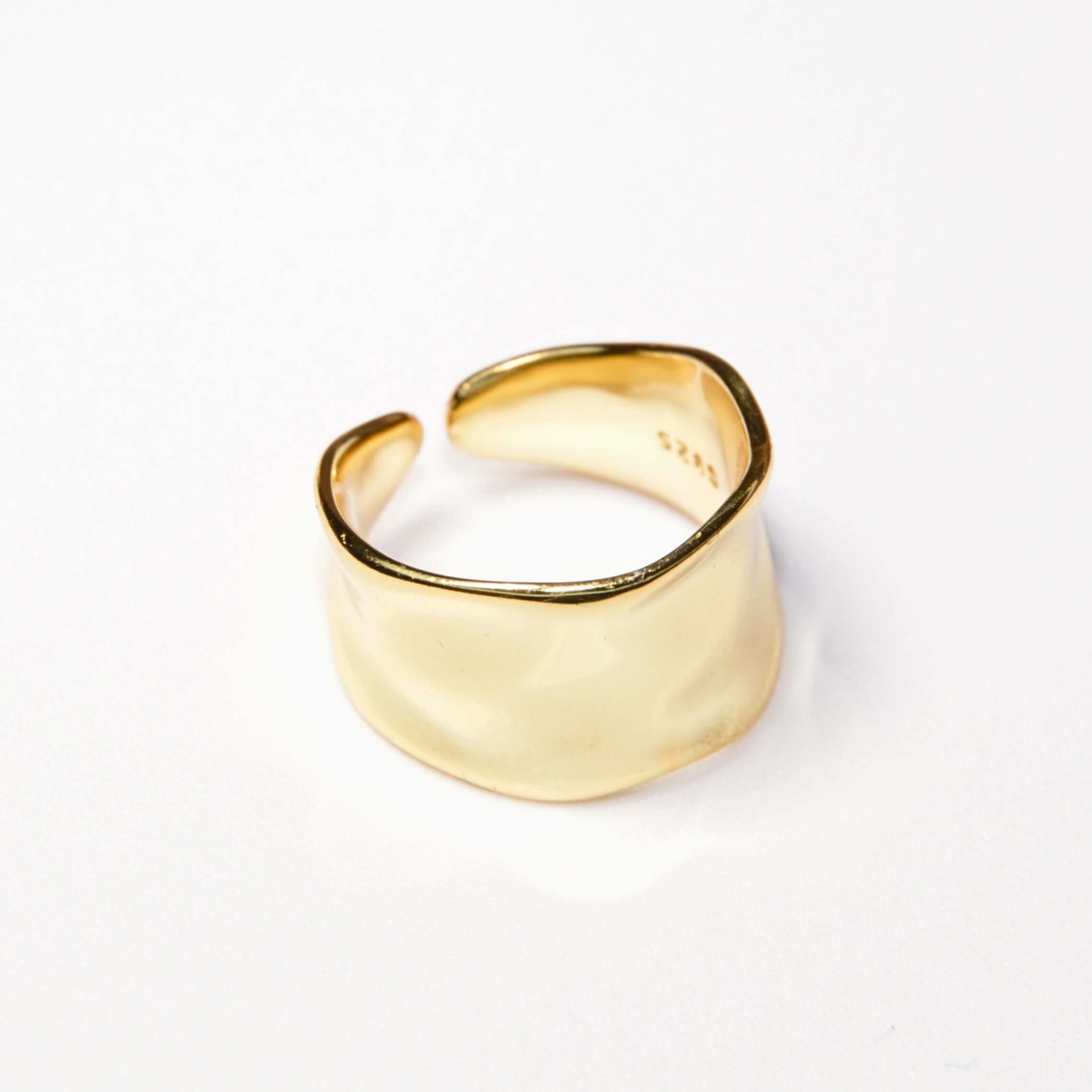 #011 Markanter-Statement-Ring "No Saint" - gold - ARS-ARGENTI