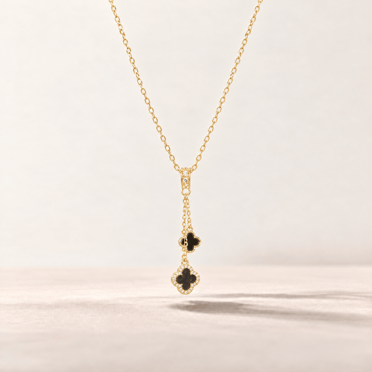#006 Kleeblatt Halskette - Lucky Luxe - black