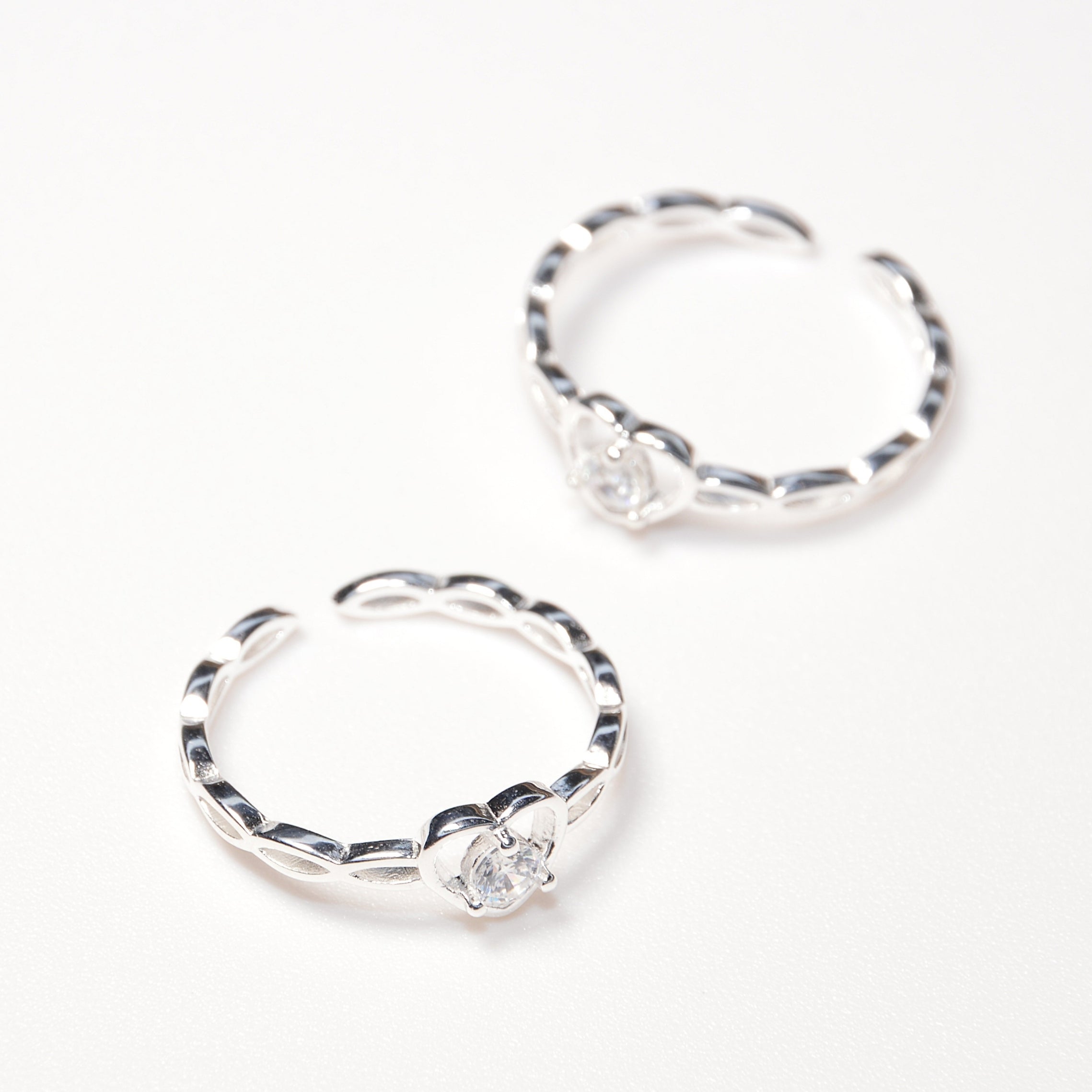 #003 Zarter Herz-Ring "Miss Independent" - silber