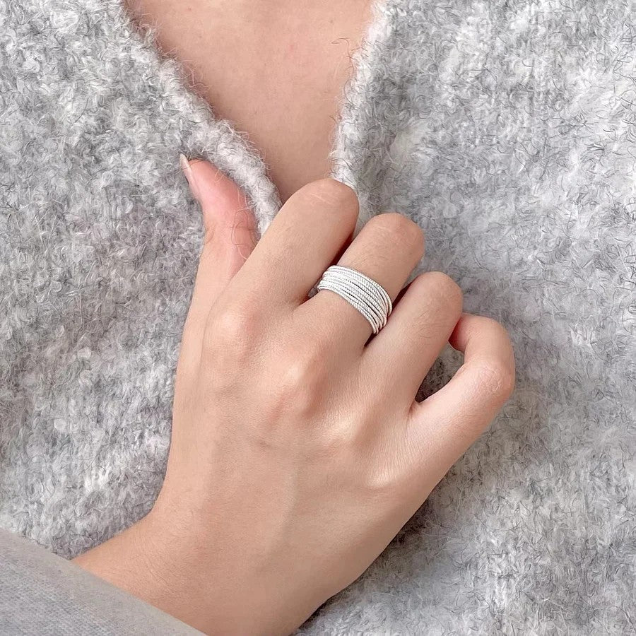 #006 Sexy-Ring "Endless Touch"