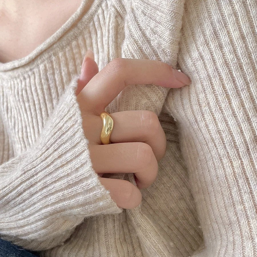 #008 Sinnlicher-Ring "Sexy Curves - silber