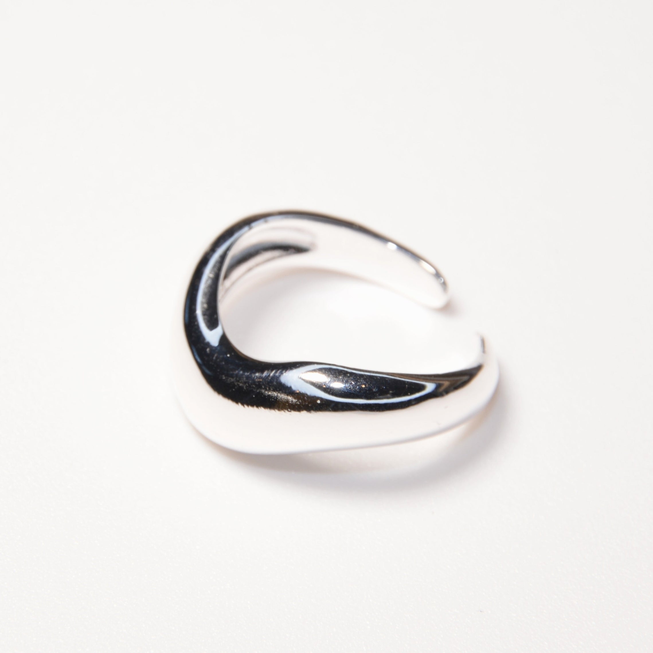 #008 Sinnlicher-Ring "Sexy Curves - silber